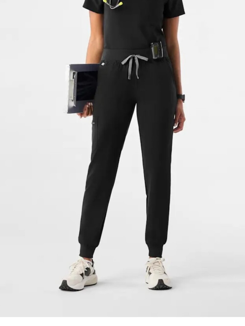 Figs Zamora Black Drawstring Jogger Scrub Pants